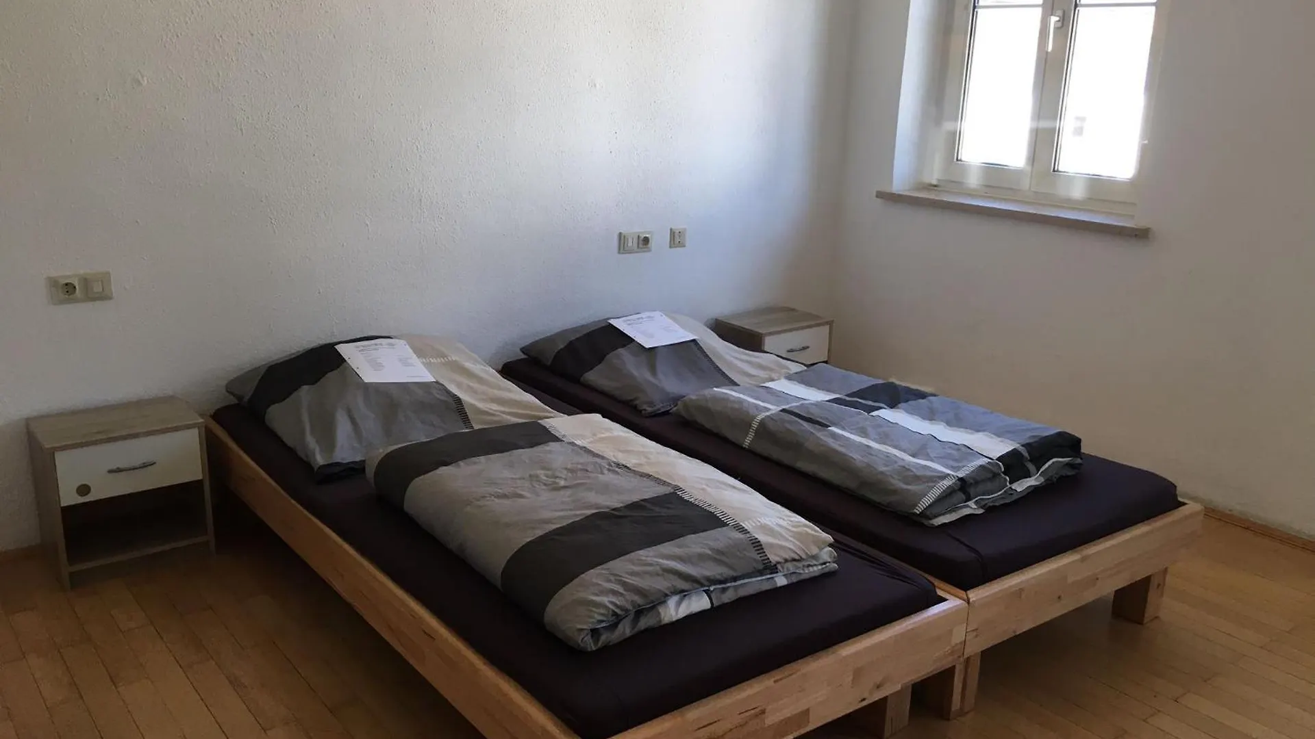 Zum Handwerker Glueck Ichenhausen Homestay
